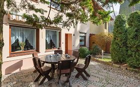 Holiday House 